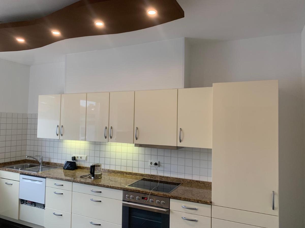 Mainpark Apartment 4 Schlafzimmer Bis Zu 10 Personen Direkt Ueber Aschaffapartment Bei Aschaffenburg Mainaschaff Εξωτερικό φωτογραφία