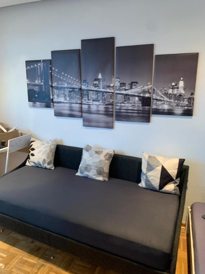 Mainpark Apartment 4 Schlafzimmer Bis Zu 10 Personen Direkt Ueber Aschaffapartment Bei Aschaffenburg Mainaschaff Εξωτερικό φωτογραφία