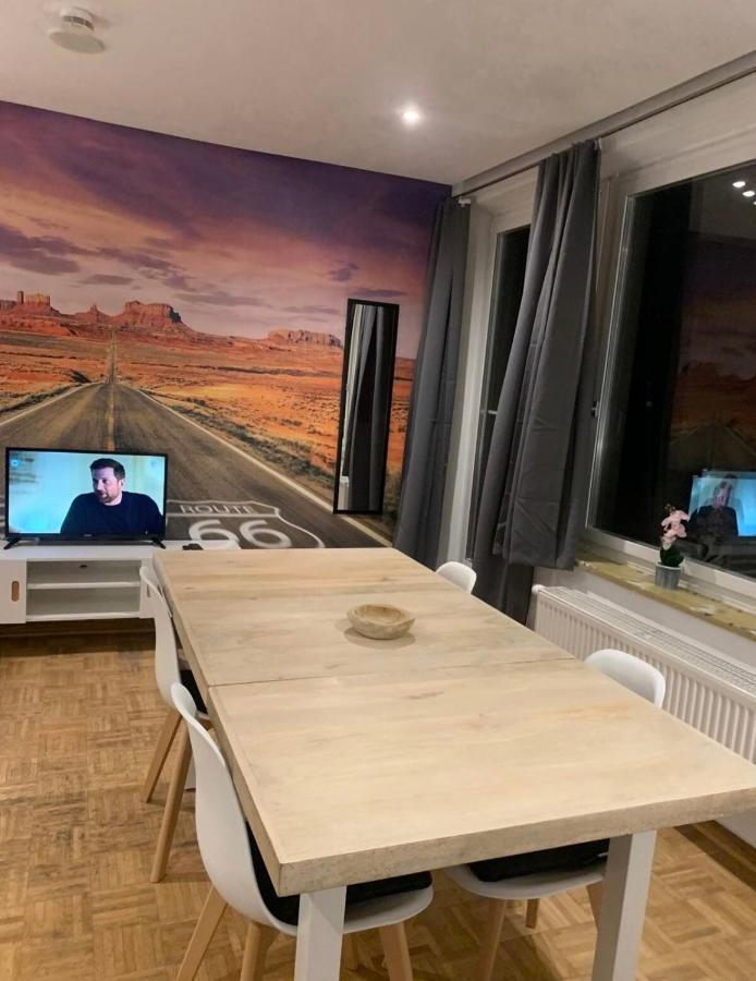 Mainpark Apartment 4 Schlafzimmer Bis Zu 10 Personen Direkt Ueber Aschaffapartment Bei Aschaffenburg Mainaschaff Εξωτερικό φωτογραφία