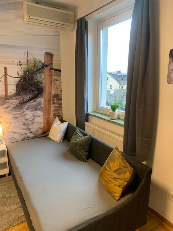 Mainpark Apartment 4 Schlafzimmer Bis Zu 10 Personen Direkt Ueber Aschaffapartment Bei Aschaffenburg Mainaschaff Εξωτερικό φωτογραφία