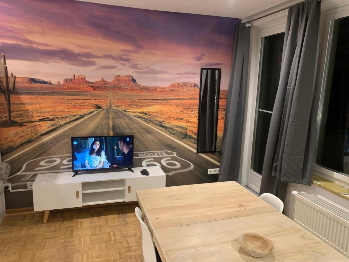 Mainpark Apartment 4 Schlafzimmer Bis Zu 10 Personen Direkt Ueber Aschaffapartment Bei Aschaffenburg Mainaschaff Εξωτερικό φωτογραφία