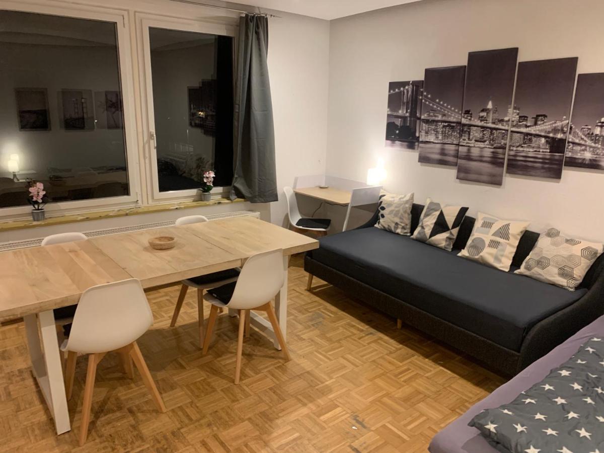 Mainpark Apartment 4 Schlafzimmer Bis Zu 10 Personen Direkt Ueber Aschaffapartment Bei Aschaffenburg Mainaschaff Εξωτερικό φωτογραφία