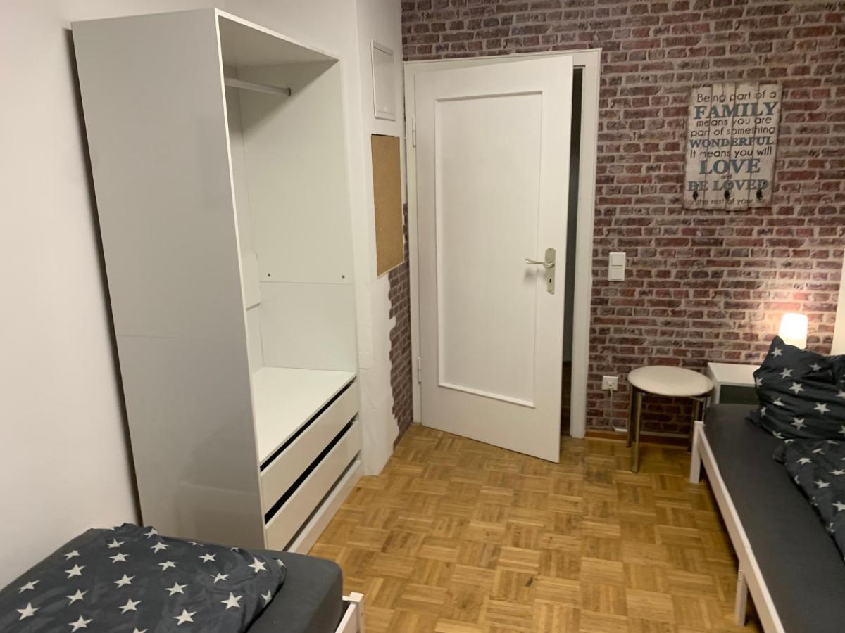 Mainpark Apartment 4 Schlafzimmer Bis Zu 10 Personen Direkt Ueber Aschaffapartment Bei Aschaffenburg Mainaschaff Εξωτερικό φωτογραφία